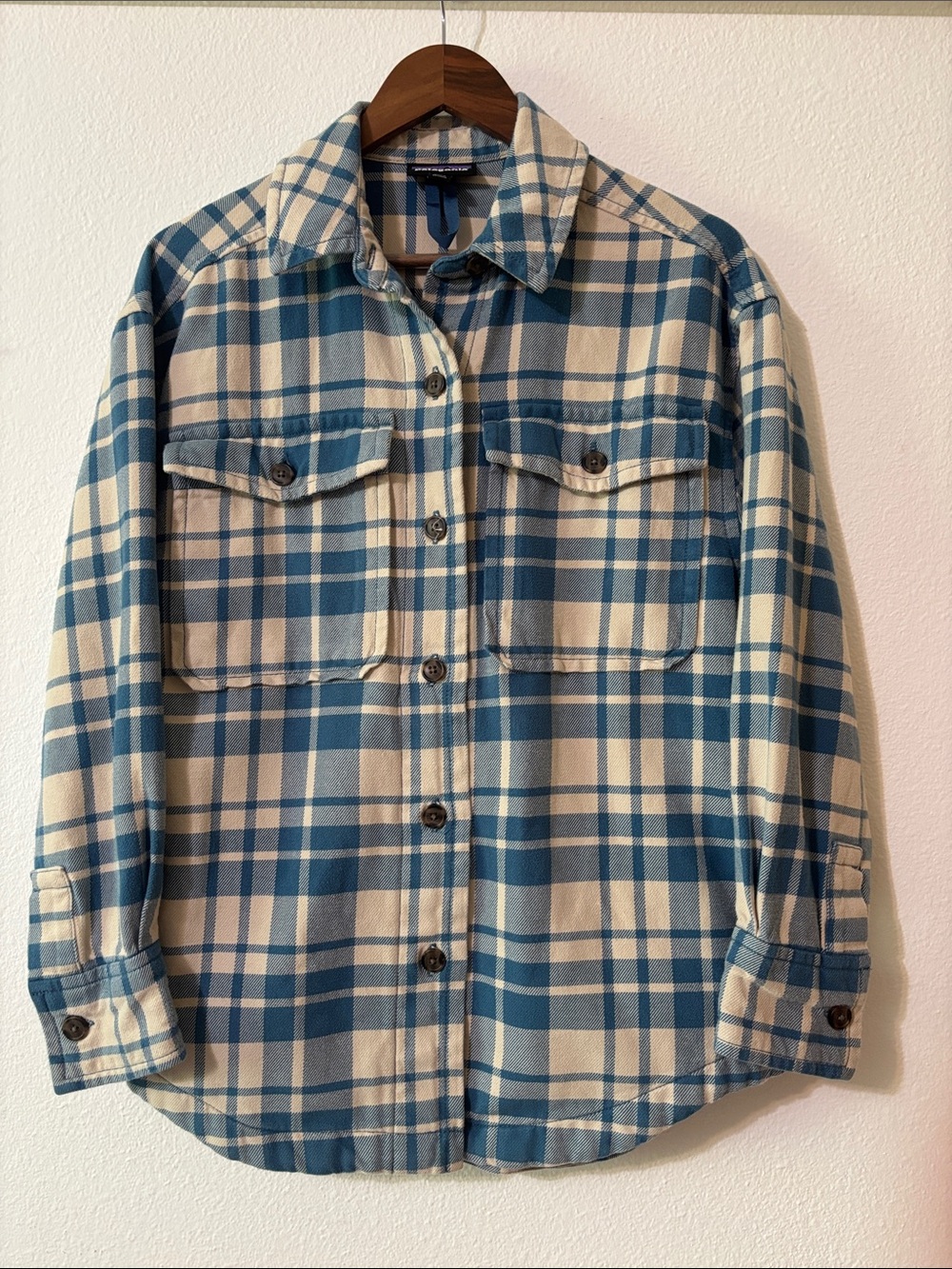 Patagonia Blue and Cream Plaid shirt coat